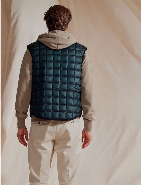 Almirante Seis Madrid | Montecore chaleco plumas verde foresta