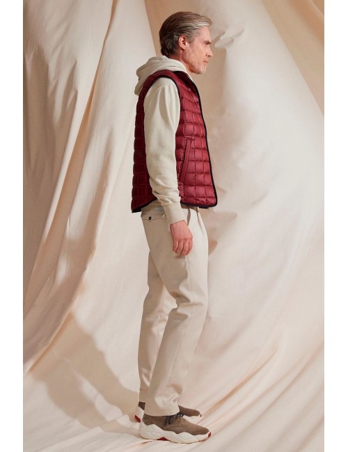 Almirante Seis Madrid | Montecore chaleco plumas rojo burdeos