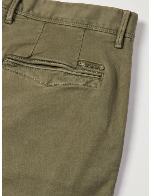 Almirante Seis Madrid | INCOTEX pantalón chino verde raso satinado