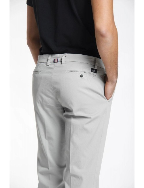 Masons pantalón chino torino gris claro en Almirante Seis Madrid