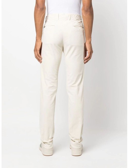 Pantalón blanco roto Incotex Slacks en Madrid | Almirante Seis
