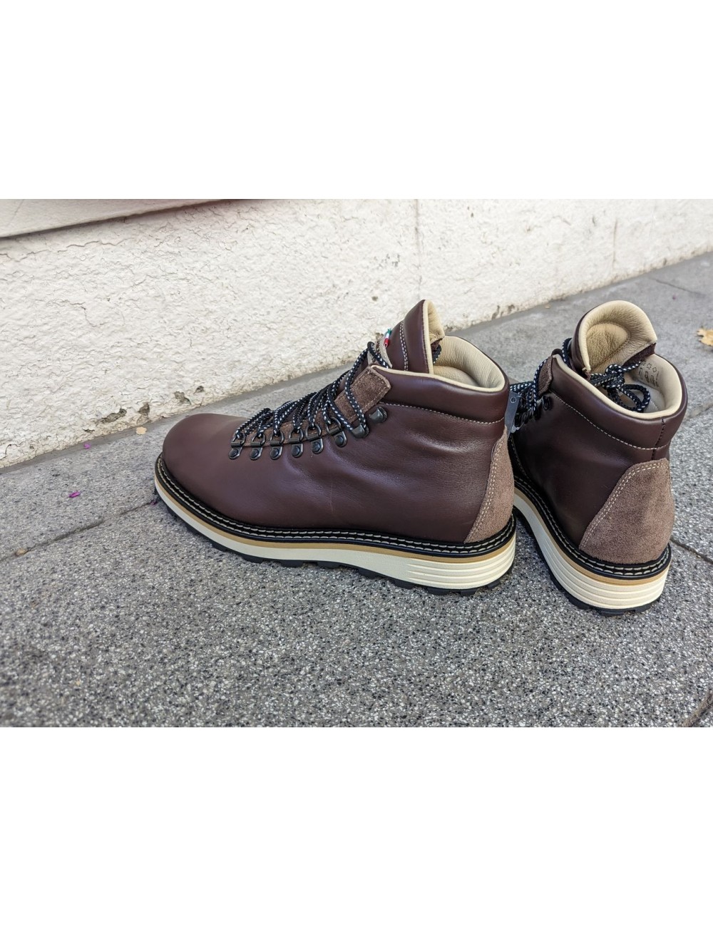 Bota estilo montaña marrón | Almirante Seis Madrid