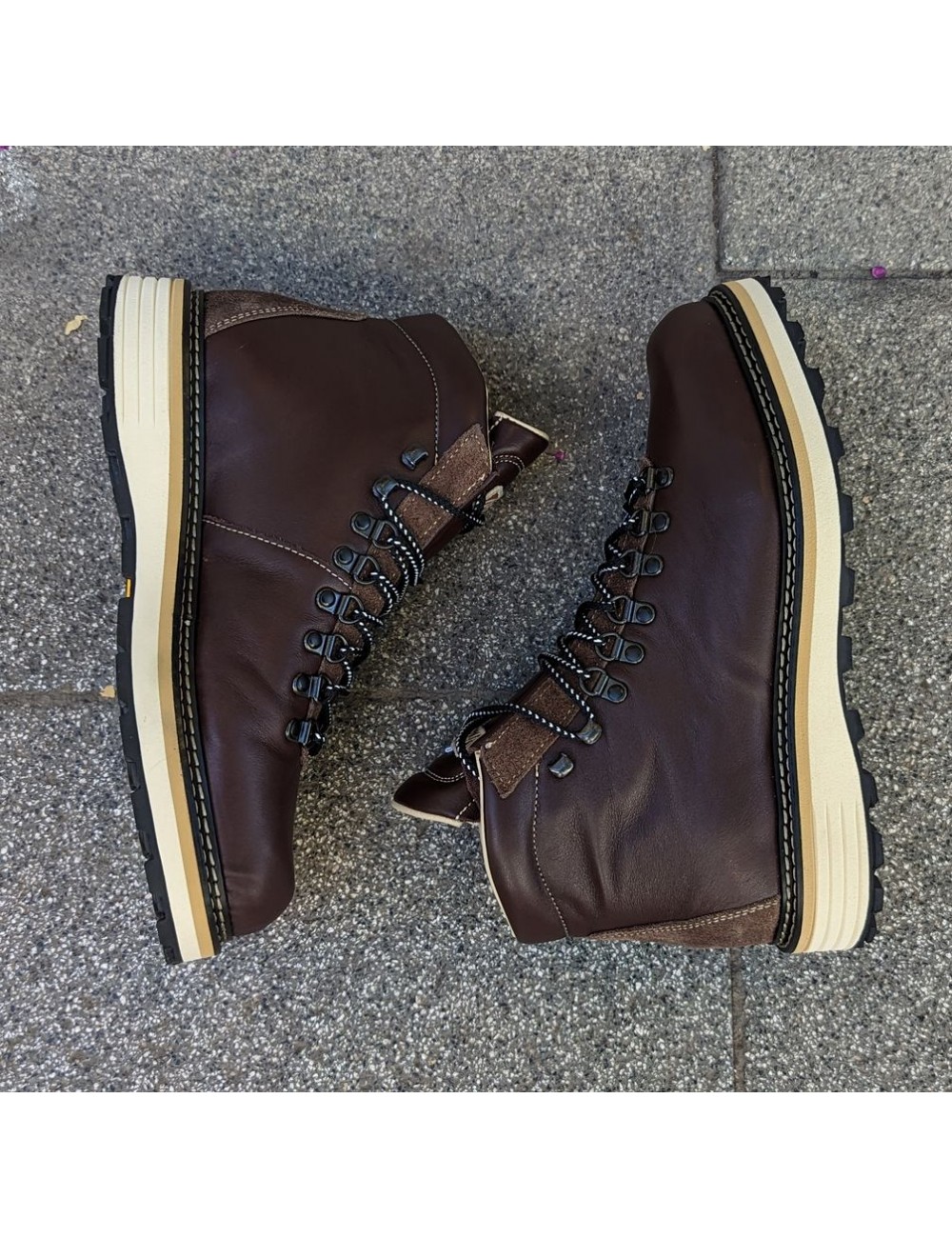 Bota estilo montaña marrón | Almirante Seis Madrid