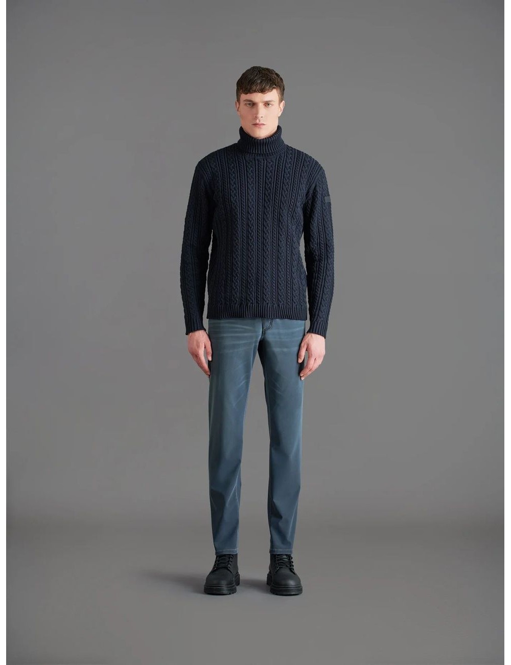 RRD Jersey punto ochos cuello vuelto negro | Ego Madrid