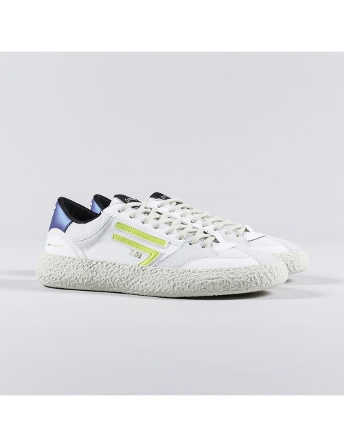 PURAAI zapatilla vegana blanca con logo en verde lima | Ego Madrid