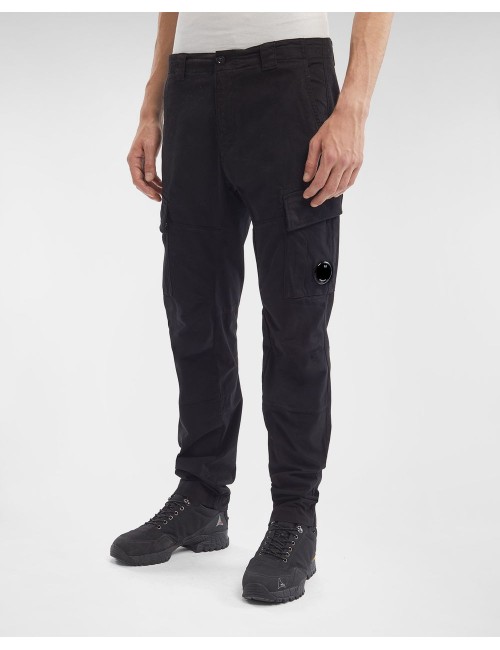 C.P. Company pantalón cargo sateen strech negro | Ego Madrid