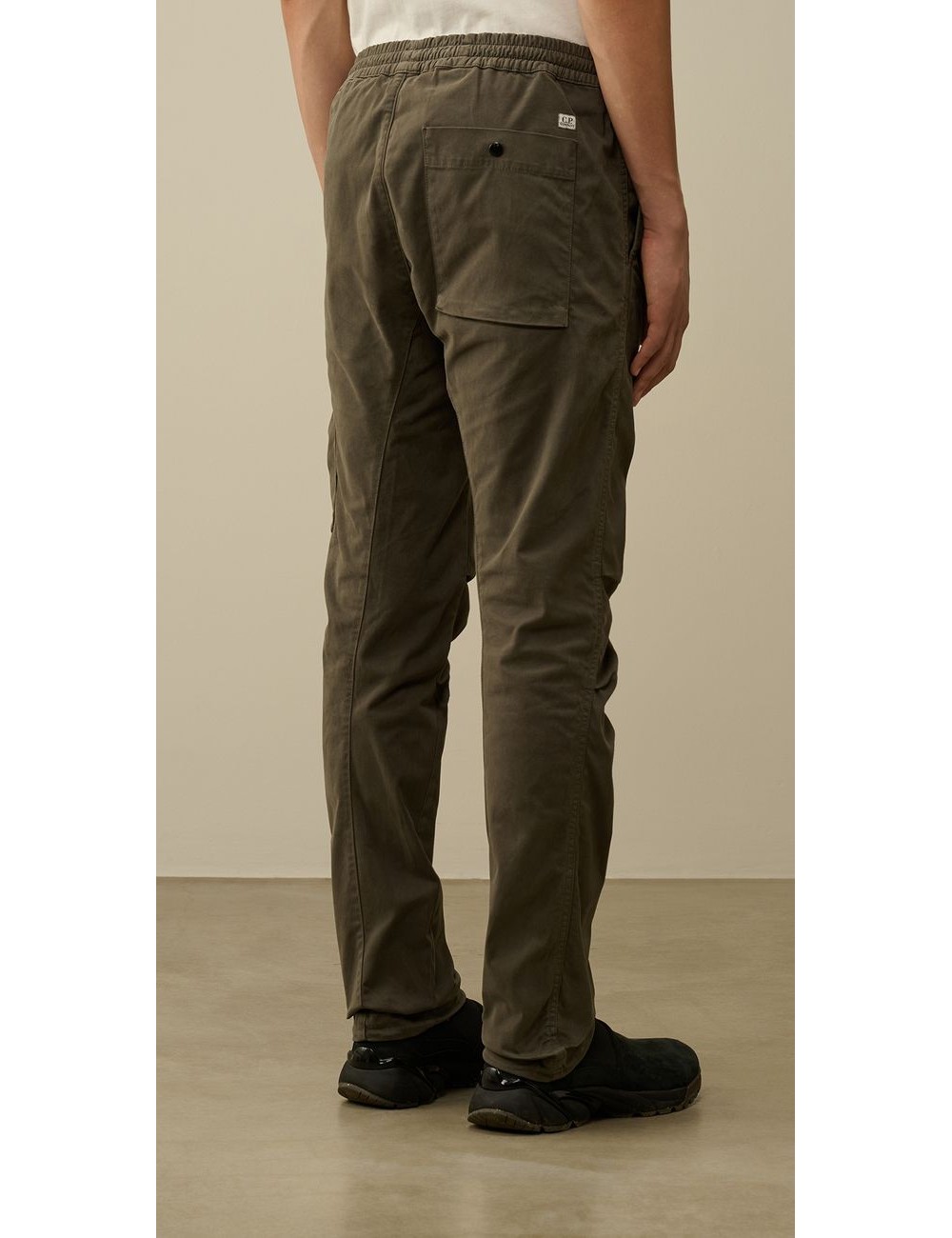 C.P. Company Stretch Sateen Ergonomic Cargo Pants verde | Ego Madrid