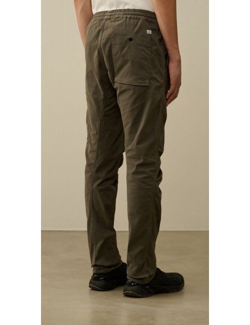 C.P. Company Stretch Sateen Ergonomic Cargo Pants verde | Ego Madrid