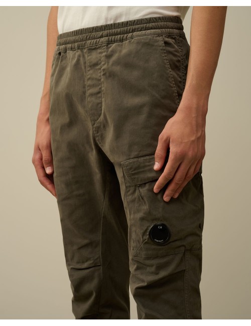 C.P. Company Stretch Sateen Ergonomic Cargo Pants verde | Ego Madrid