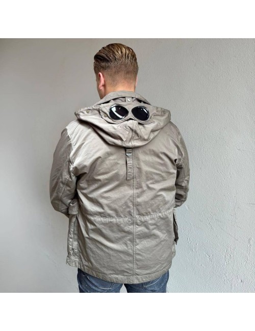 C.P.Company Micro Kei Google Jacket verde militar | Ego Madrid oficial