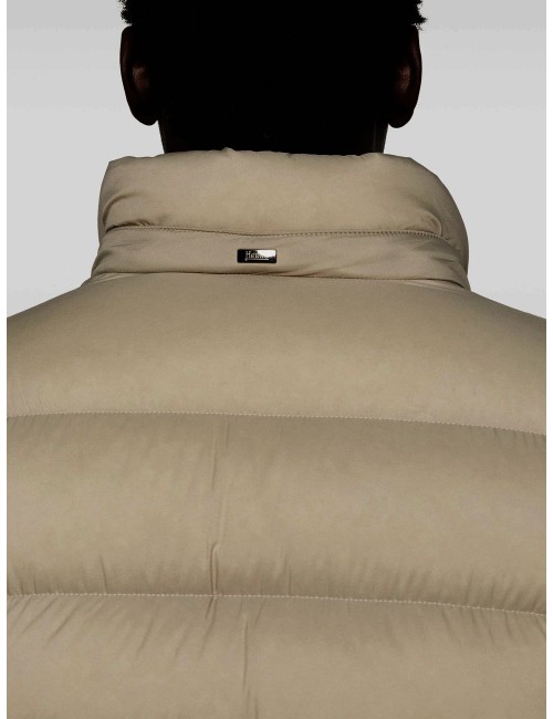 Herno plumas ligero Matt beige | Almirante Seis Madrid oficial