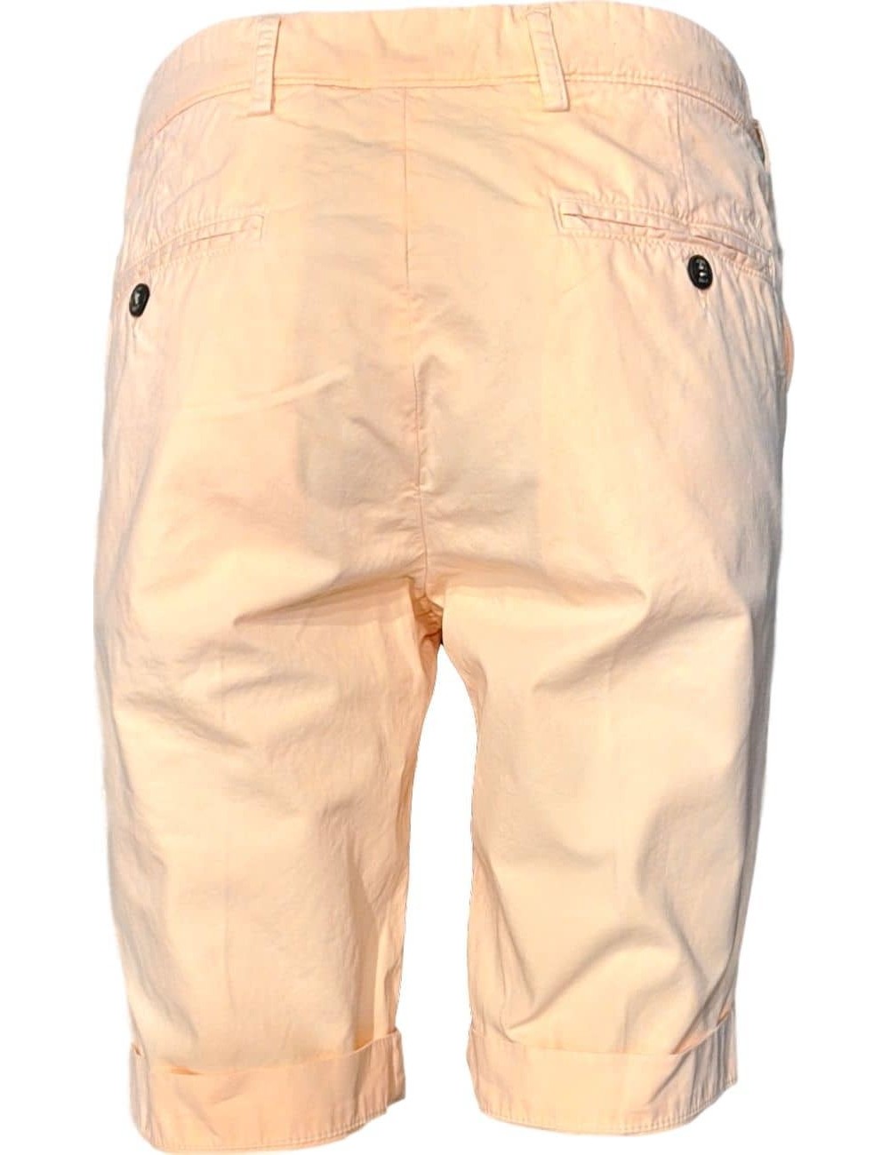 Bermuda chino color naranja flúor de algodón con efecto desgastado