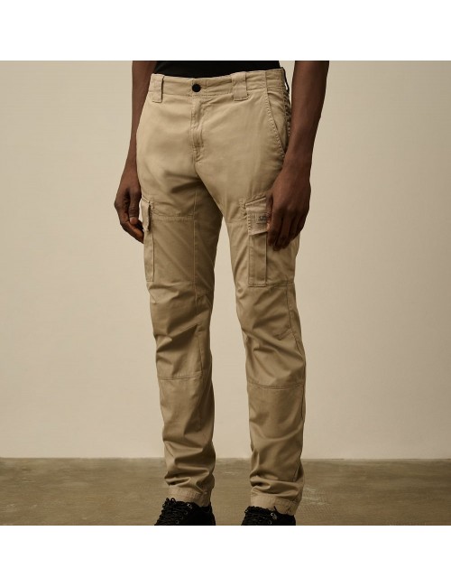 C.P. Company Stretch Sateen Cargo Logo Pant Vintage Khaki | Ego Madrid