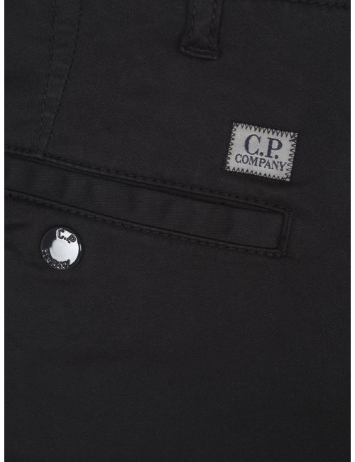 C.P. Company Stretch Sateen Cargo Logo Pant Vintage Negro | Ego Madrid