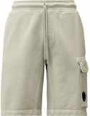 C.P. Company Bermudas cargo en tejido sudadera diagonal gris claro
