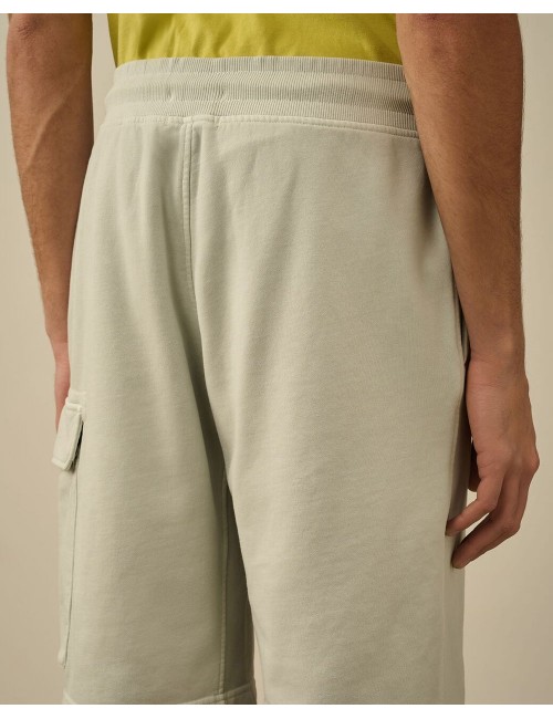 Ego Madrid tienda ofical C.P. Company Bermudas cargo en tejido sudadera diagonal gris claro