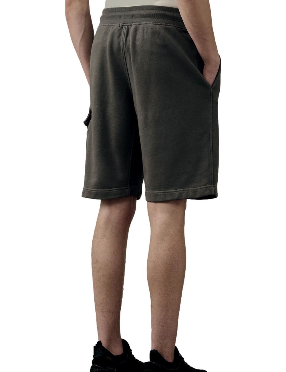 C.P. Bermudas cargo tejido sudadera diagonal smoked pearl | Ego Madrid