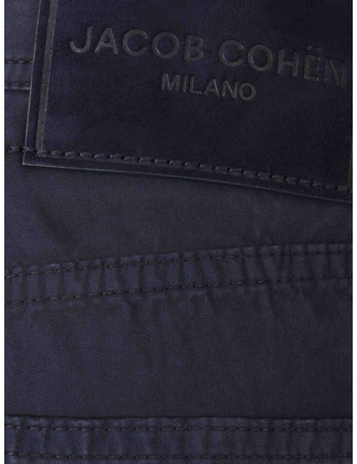 Jacob Cohën Bermudas Nicolás en gabardina de algodón elástico azul marino