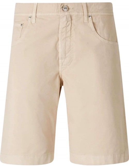 Jacob Cohën Bermudas Nicolás en gabardina de algodón elástico beige almendra