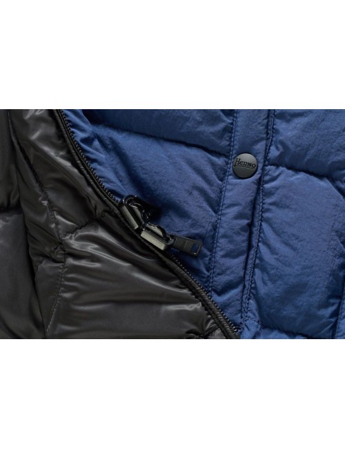 Cazadora reversible Herno azul en tejido ripstop en Almirante Seis