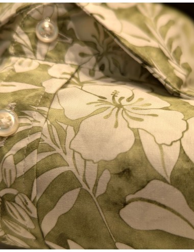 ALTEMFLOWER camisa estampado floral blanco fondo verde 2