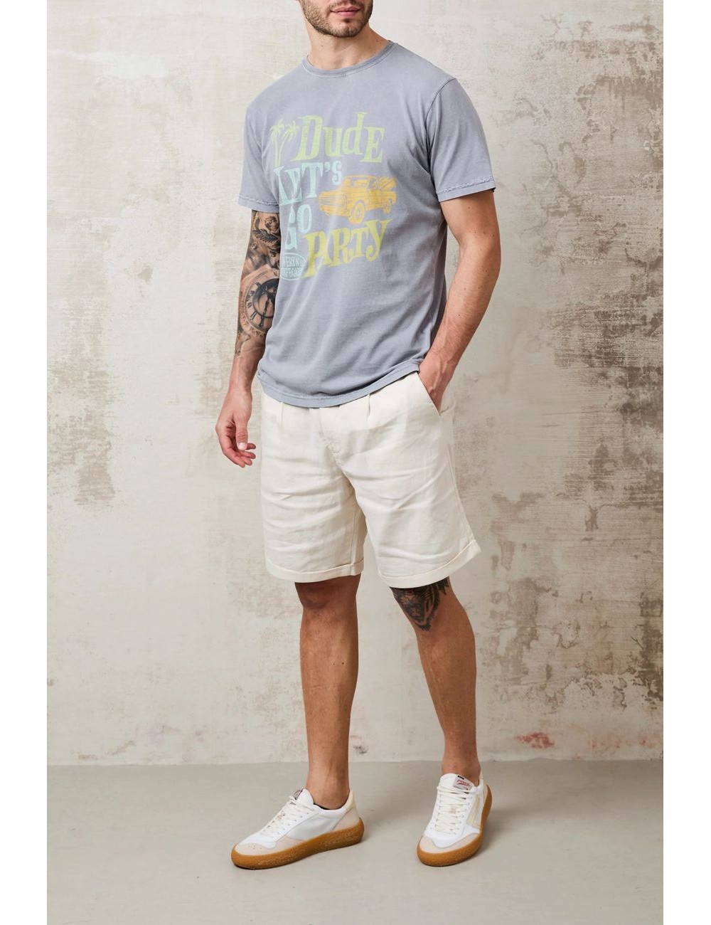 Camiseta Bowery de manga corta de color gris