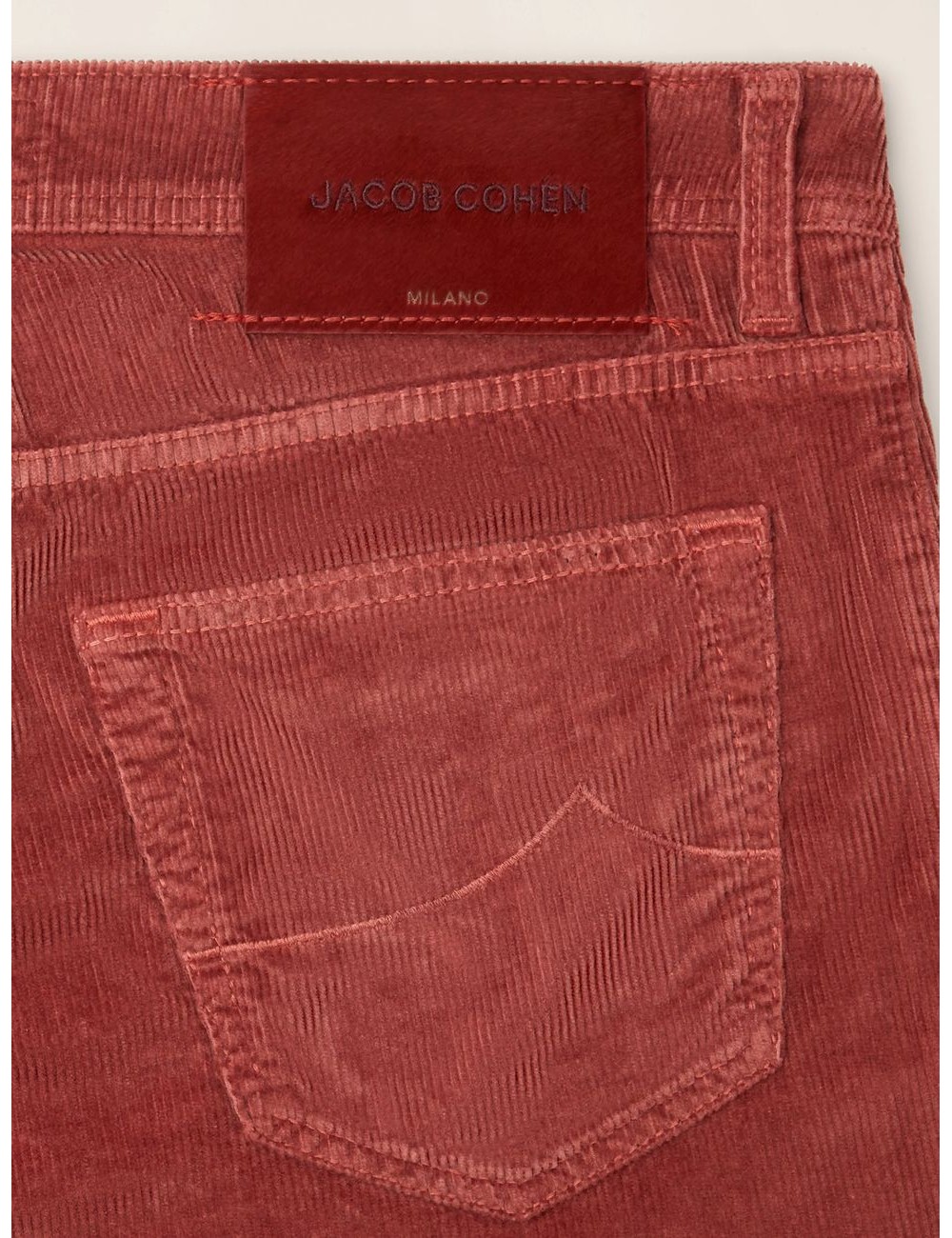 Jacob Cohën vaquero de micro pana rojo | Almirante Seis oficial