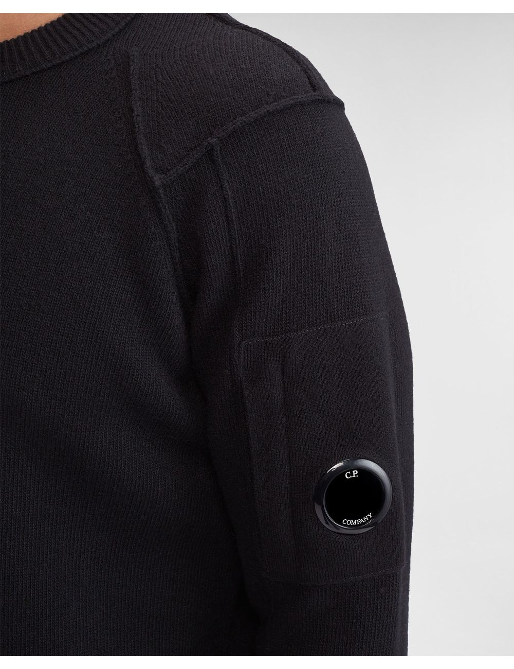 CP Company jersey cuello redondo lambswool grs negro | Ego Madrid oficial