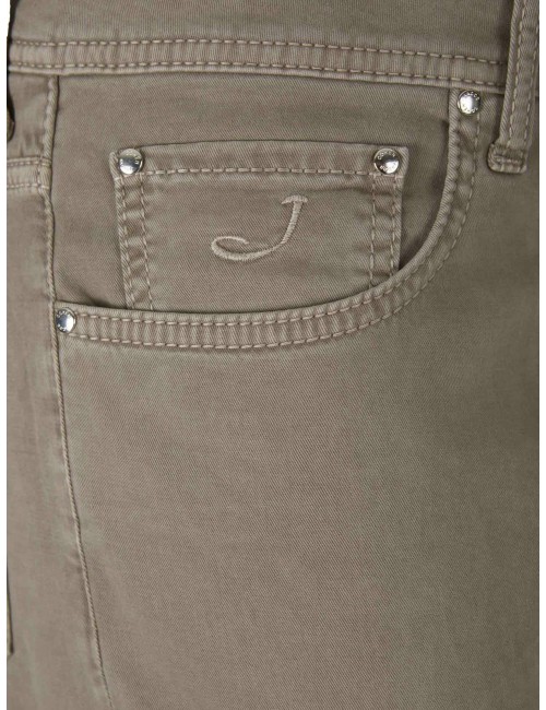 Jacob Cohën vaquero Bard gabardina elástica gris elefante