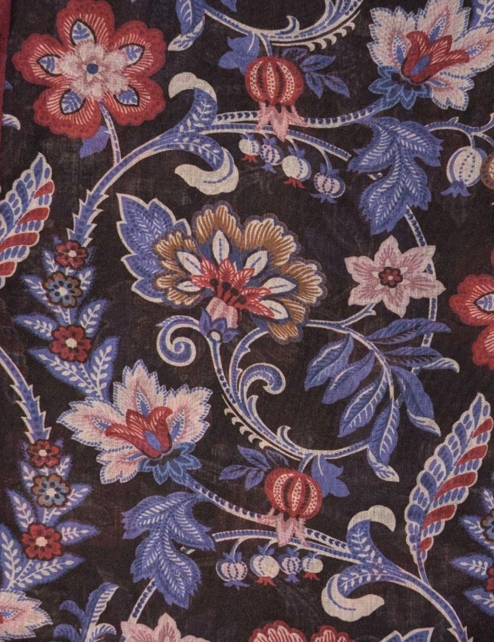 Rosi Foulard Dobbiaco Marrón con estampado floral | Almirante Seis
