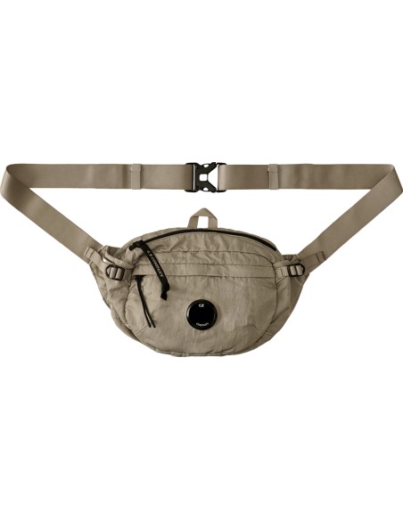 C.P. COMPANY riñonera Nylon B dove grey