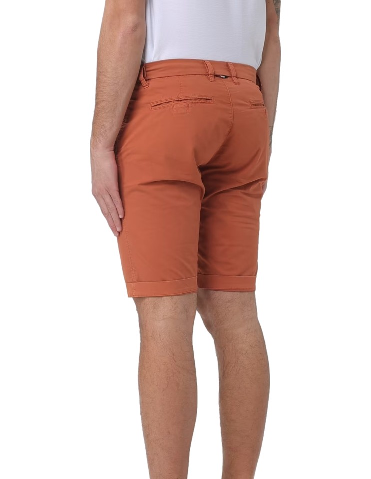 bermudas naranja tipo chino
