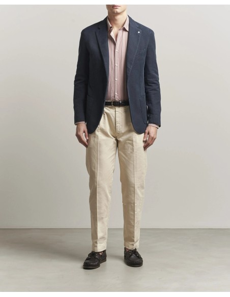 L.B.M. 1911 Americana Jack regular azul con estructura vista frontal puesta combinada con pantalón beige