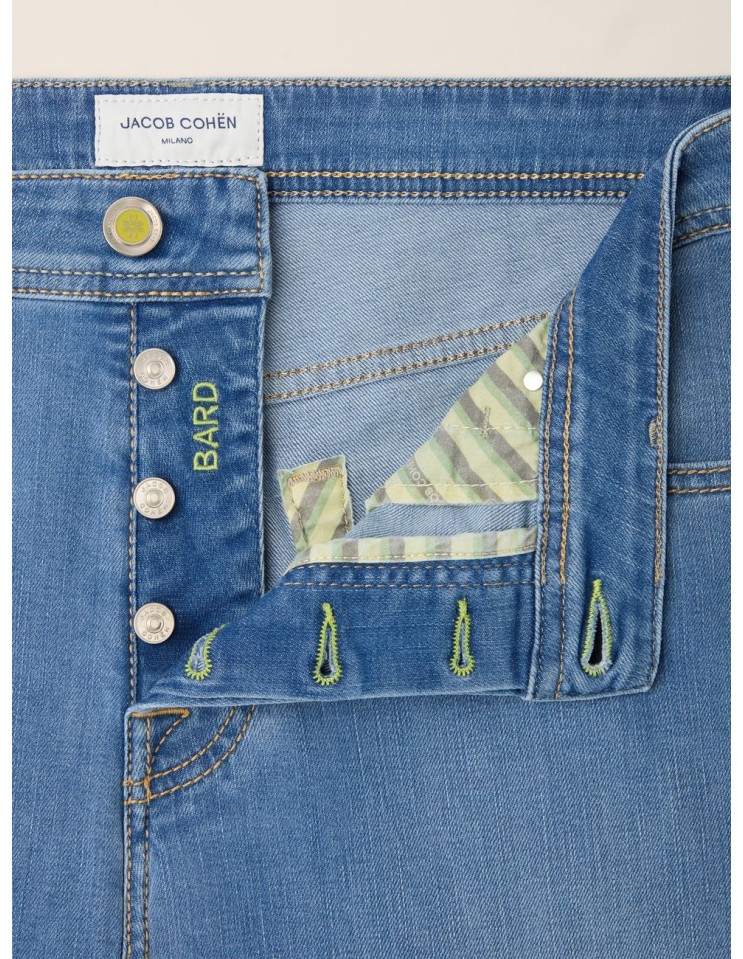 Jeans Jacob Cohen Bard  Azul claro tejido super cómodo detalle interno