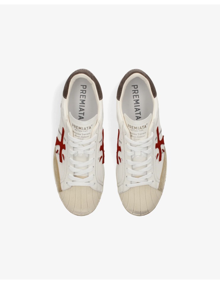 Premiata Steven blanca logo rojo talonera marrón con nueva puntera steven8044