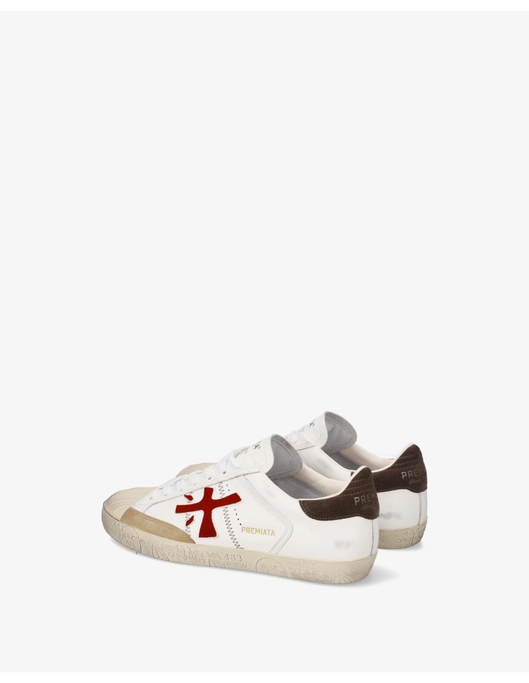 Premiata Steven blanca logo rojo talonera marrón con nueva puntera steven8044