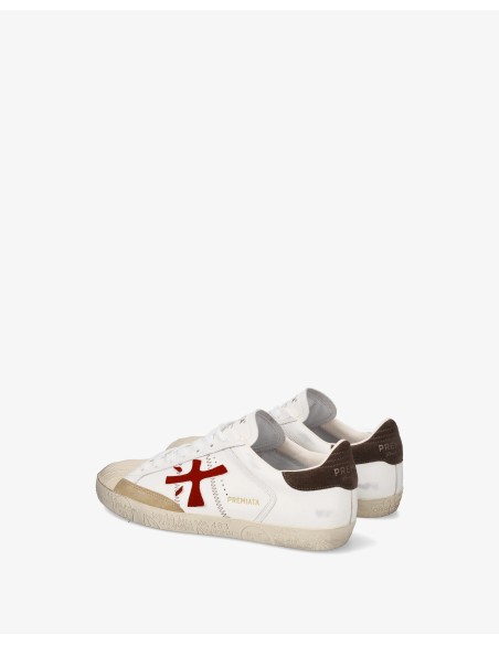 Premiata Steven blanca logo rojo talonera marrón con nueva puntera steven8044