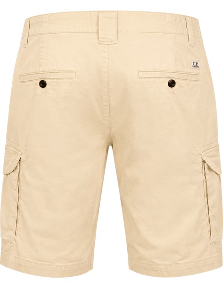 C.P. Company bermudas cargo saten strech beige claro con lente parte trasera