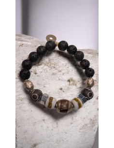 Pulsera artesanal piedras volcánicas, piedras raras, tuercas y cabuchón en cristal