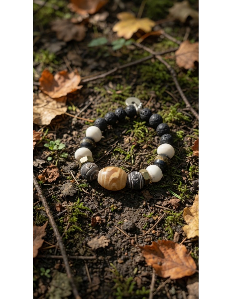 Pulsera piedras volcánicas, blancas y tuercas con cabuchón multicolor