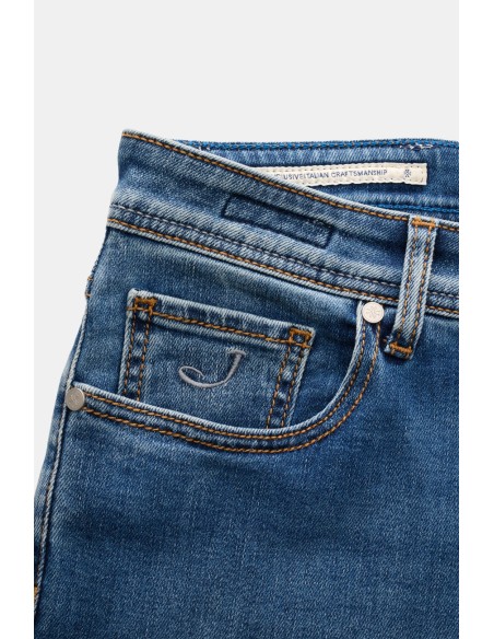 Jacob Cohën Jeans Bard edición especial F1 detalle bordado bolsillo