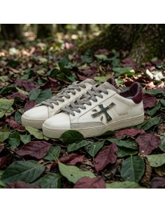 Premiata Steven print edition logo verde desgastado y talonera en ante granate vista lateral 2