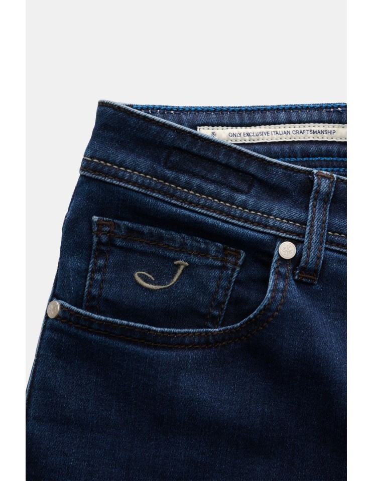 Jacob Cohën Jeans Bard lavado oscuro edición especial F1 detalle bordado logo en bolsillo