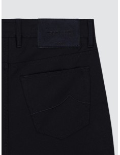 Jacob Cohën pantalón Bard en tejido técnico azul marino vista frontal 2