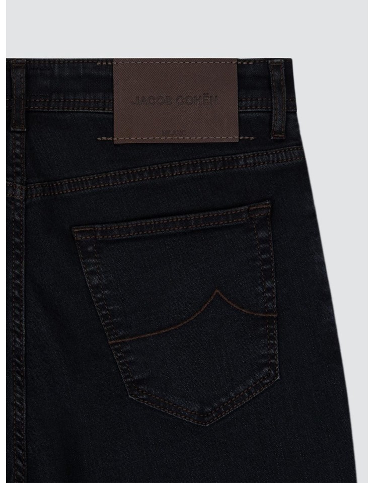 JACOB COHËN Vaquero Bard elástico blue-black | Almirante Seis Madrid