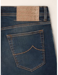 Almirante Seis jeans Bard de Jaco Cohën en denim elástico azul oscuro con lavado vintage 2