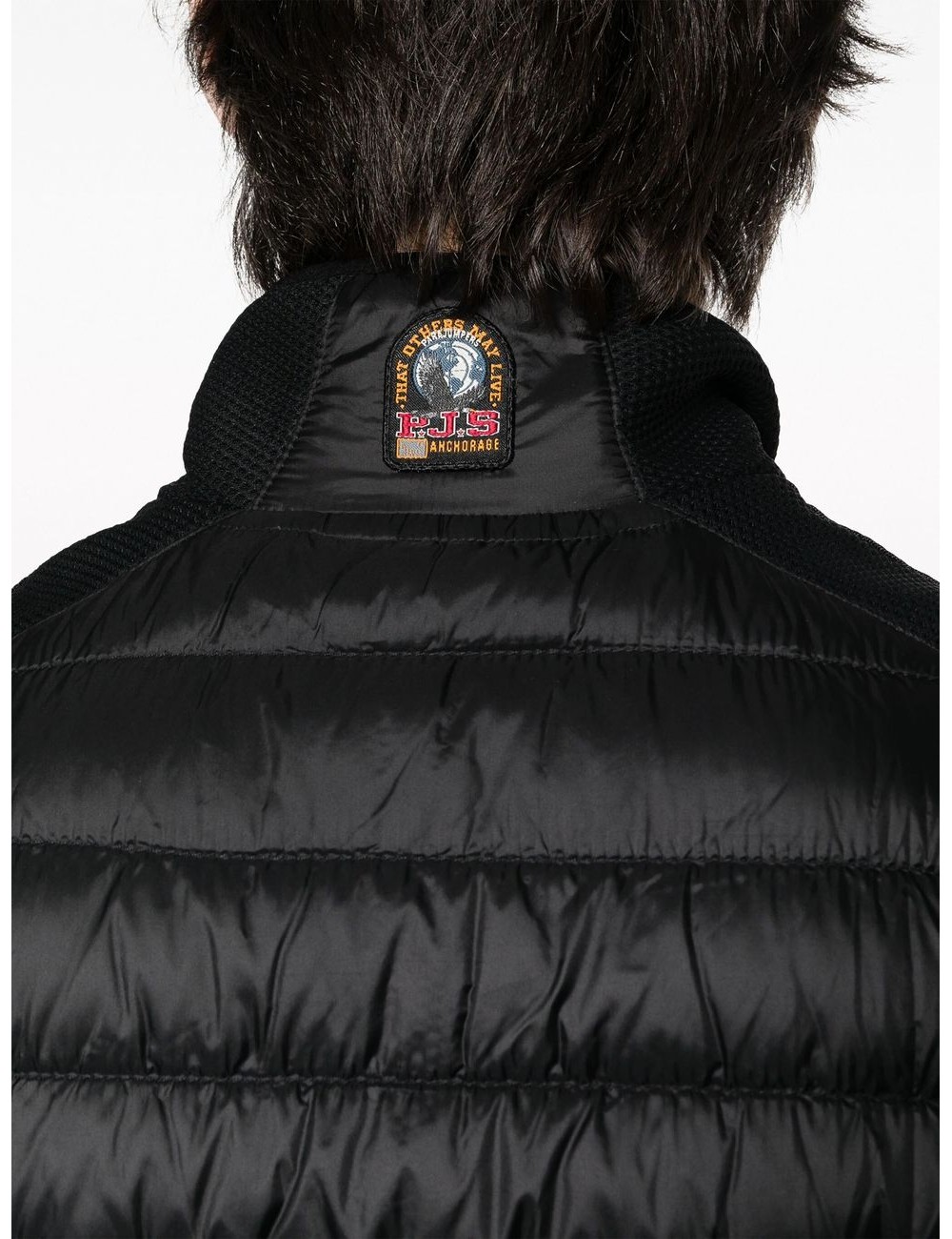 Parajumpers chaleco Hybrid Zavier negro detalle parche en el cuello