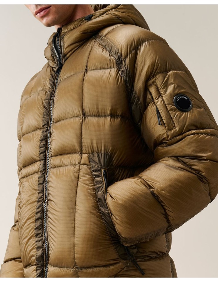 Ego Madrid C.P. Company plumas D.D. Shell con capucha beige Ermine