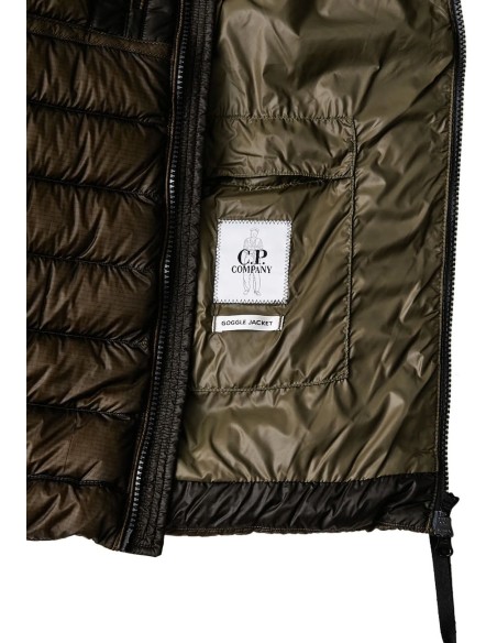 C.P. COMPANY Chaqueta de plumón DD SHELL color verde hiedra en Ego Madrid