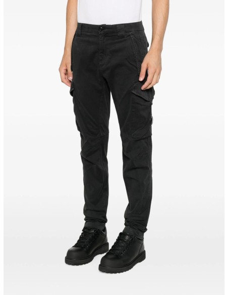 Ego Madrid C.P. Company Pantalones negros cargo ergonómicos de satén elástico con lente